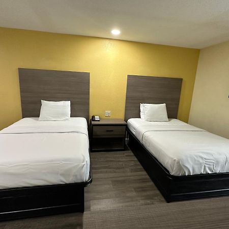Rodeway Inn & Suites Hwy 290 Nw Houston Eksteriør bilde