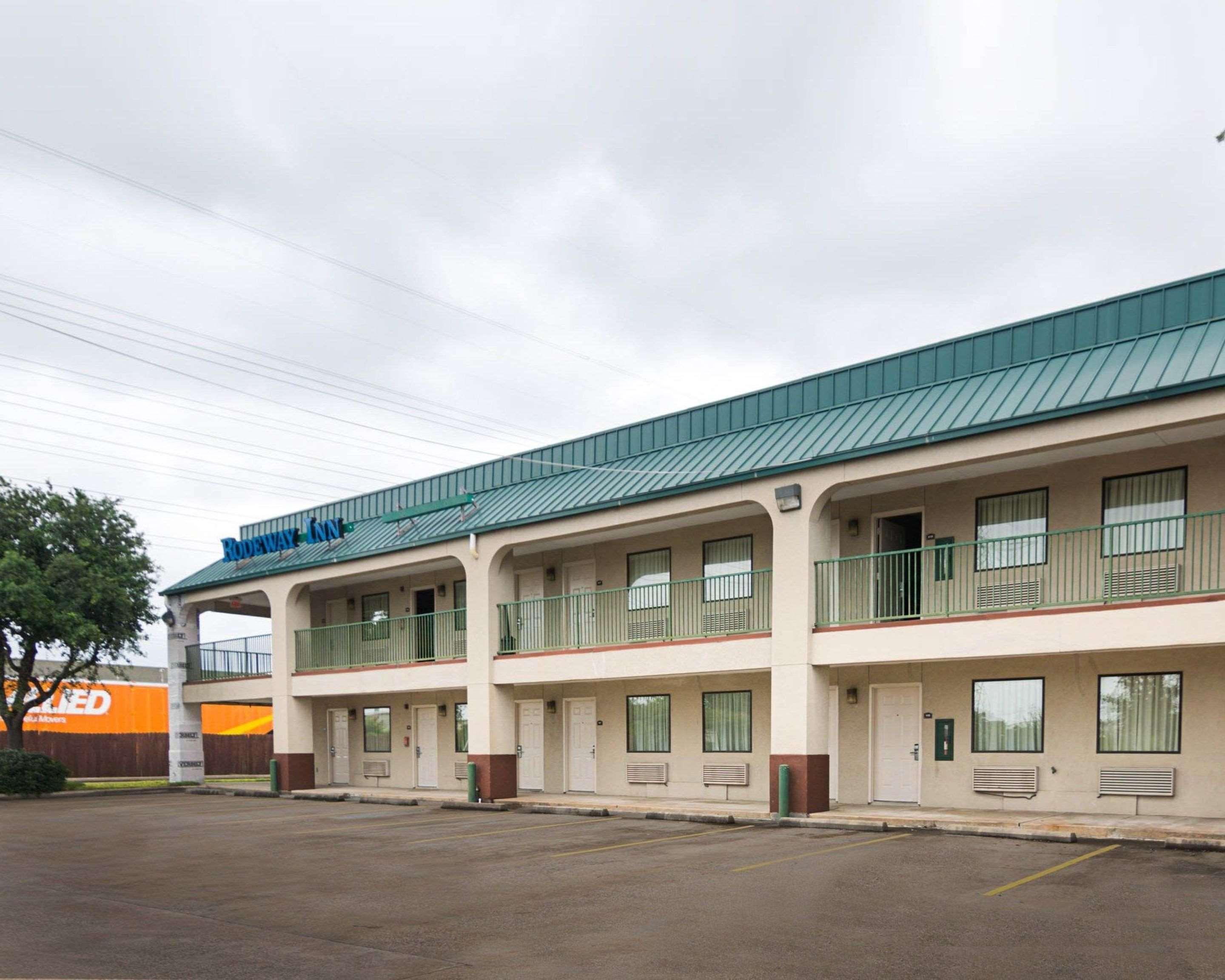 Rodeway Inn & Suites Hwy 290 Nw Houston Eksteriør bilde