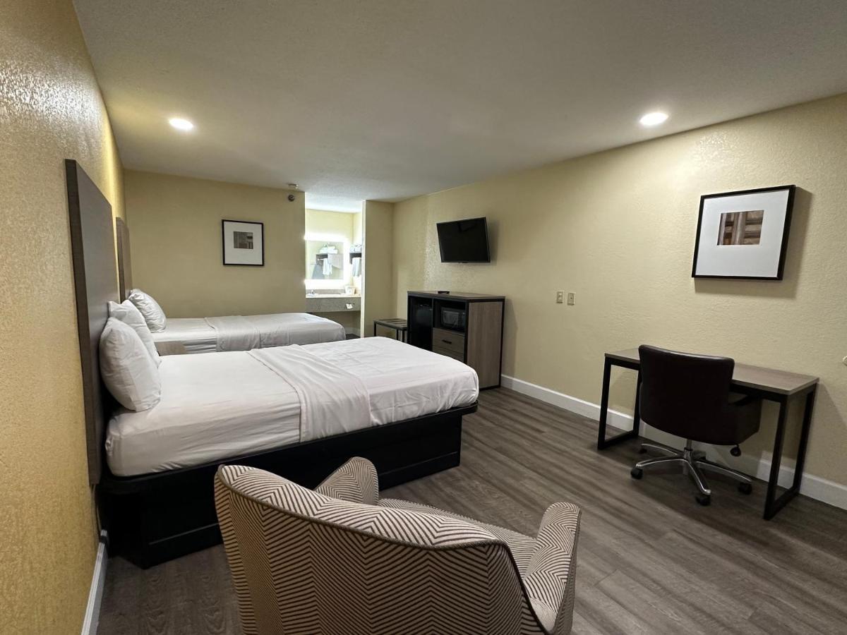 Rodeway Inn & Suites Hwy 290 Nw Houston Eksteriør bilde