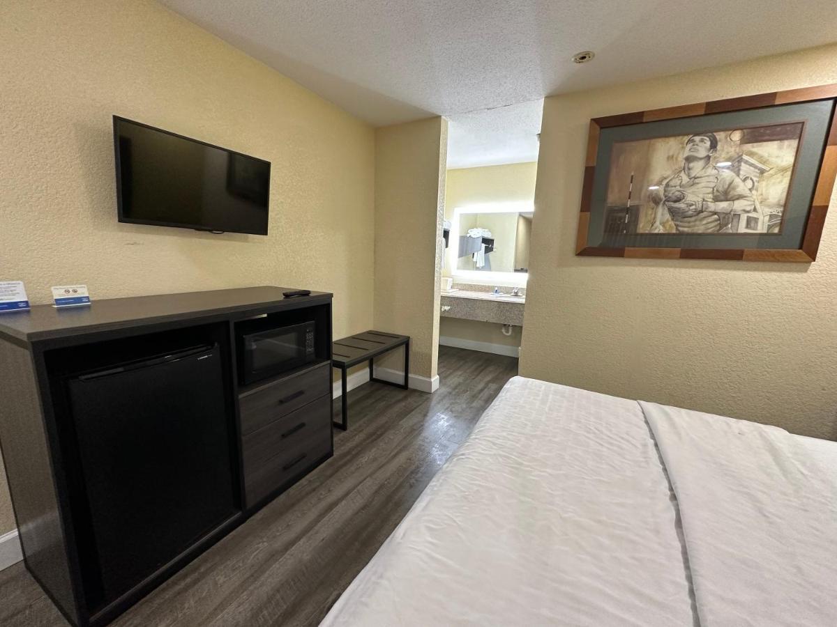 Rodeway Inn & Suites Hwy 290 Nw Houston Eksteriør bilde